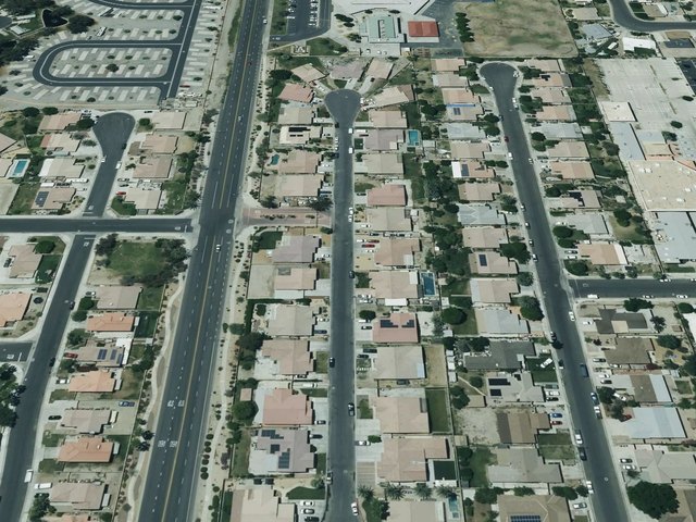Calhoun Village — photo 9