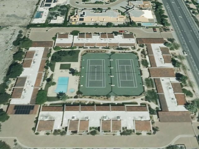 Center Court — photo 9