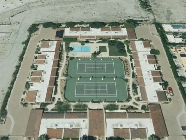Center Court — photo 13