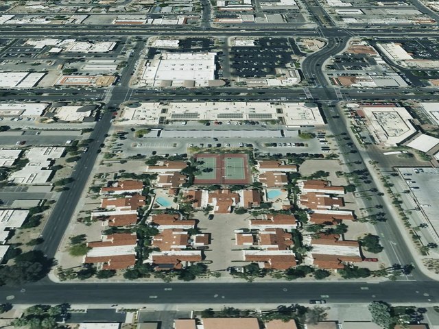 El Paseo Village — photo 38