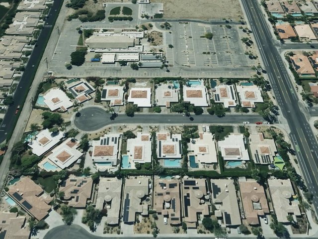 Hovely Estate — photo 9