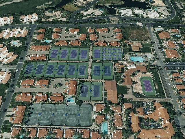 LQ Tennis Villas — photo 17