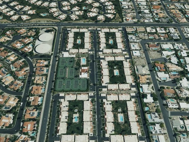 Palm Desert Tennis Club — photo 25