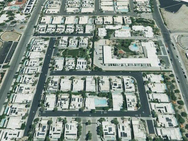 The District — photo 10