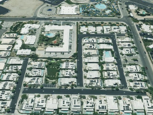The District — photo 11